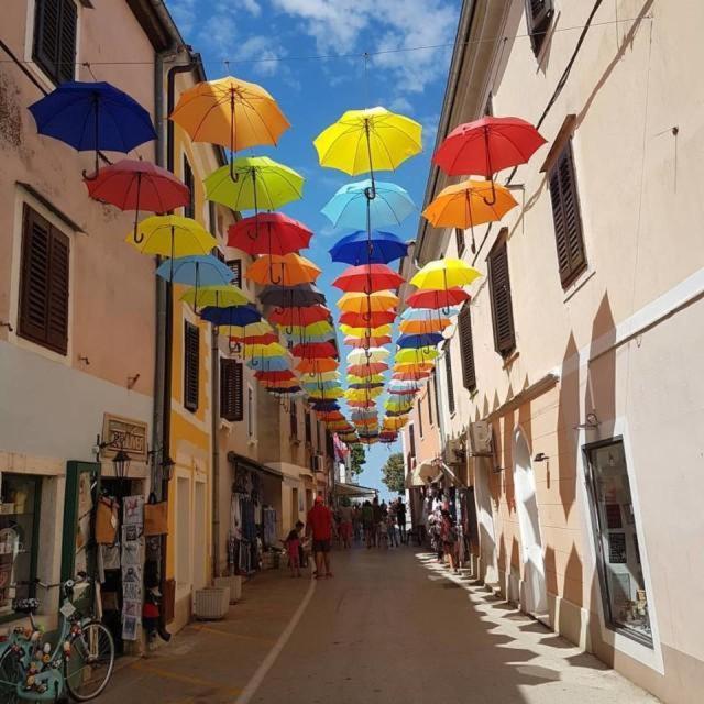 Apartman Oliver Novigrad Istria Exterior foto