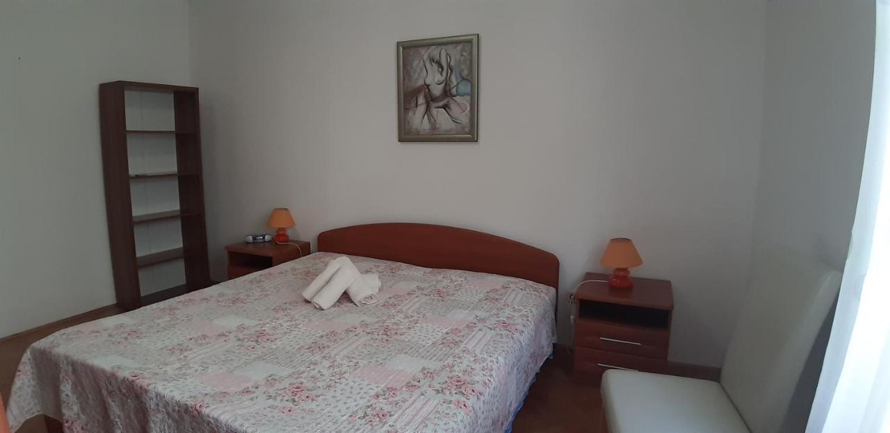 Apartman Oliver Novigrad Istria Exterior foto